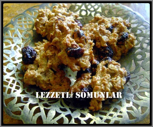 LEZZETLİ SOMUNLAR MEYVELİ YULAFLI KUKİ