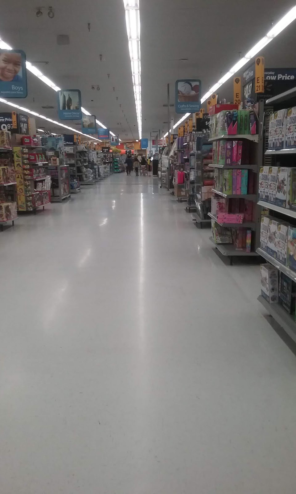 East Coast Retail Walmart 1882 Selma, CA