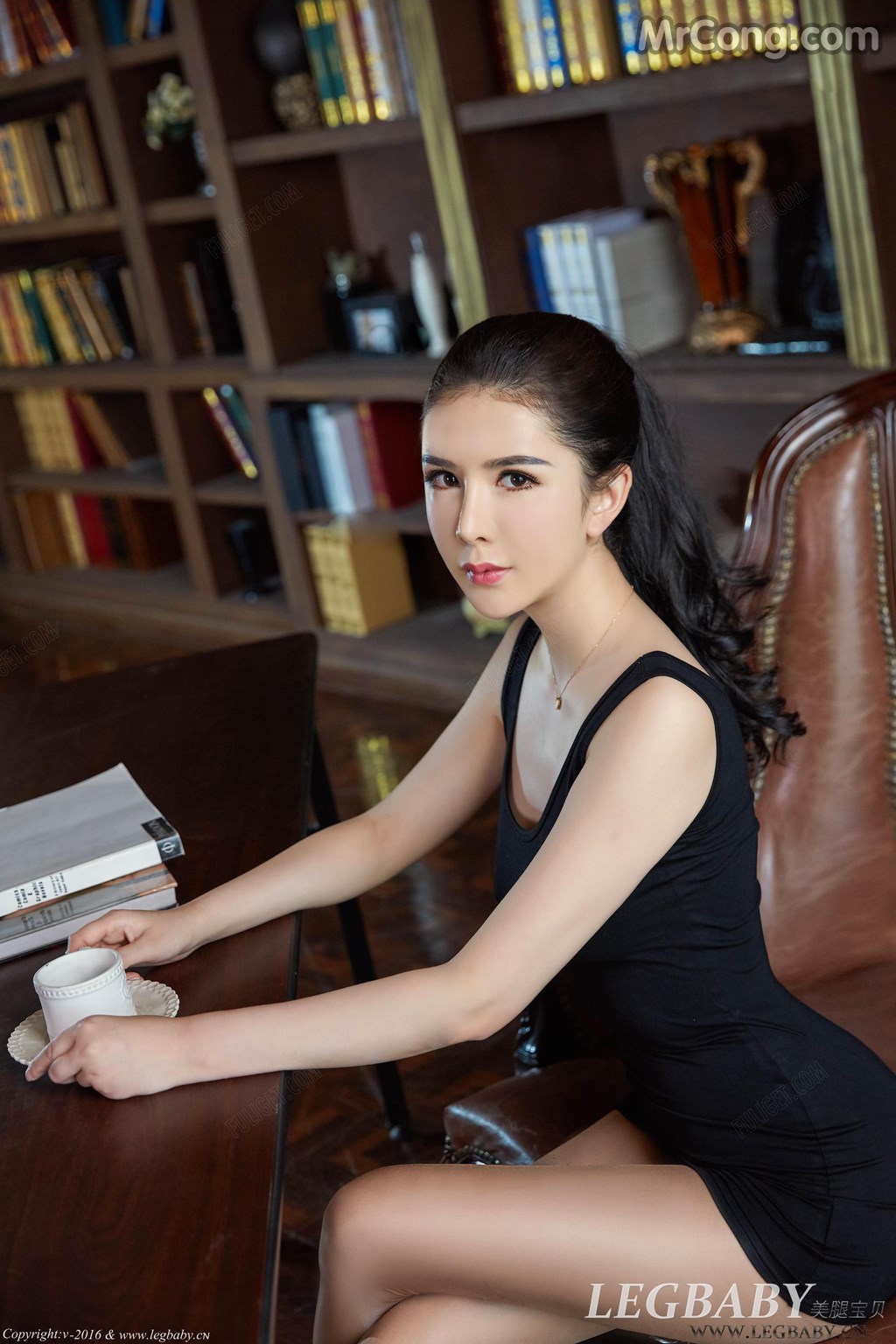 LegBaby Vol.021: Model Li Li Sha (李丽莎) (80 photos)
