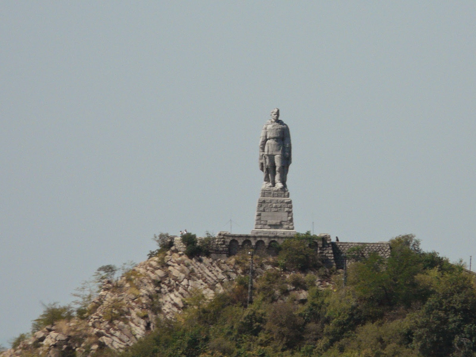 Памятники в болгарии