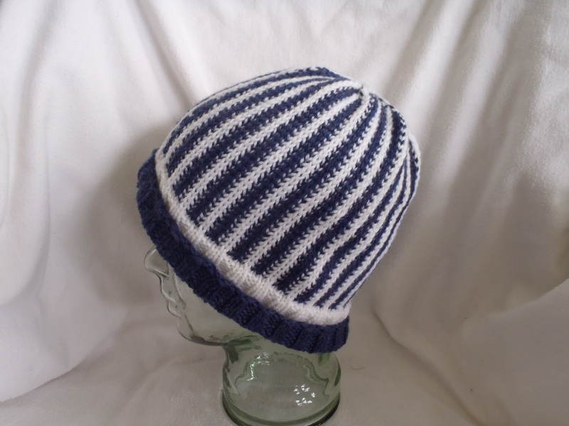 Stana's Critters Etc. Knitting Pattern for Runner Hat