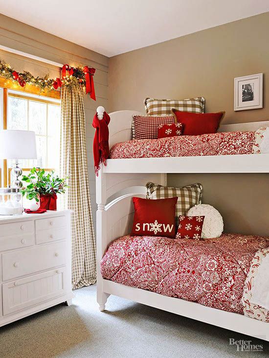 Christmas Stuff 30 Christmas Bedroom Decorating Ideas on Pinterest