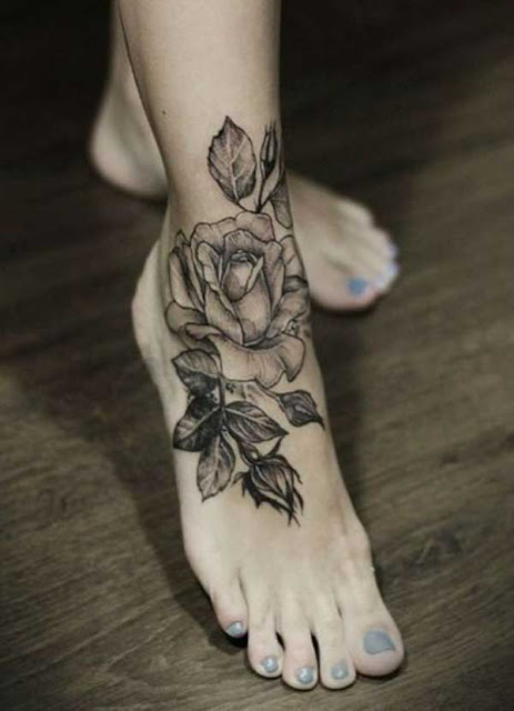 Tatuagens femininas para os pés Tatuagens femininas para os pés
