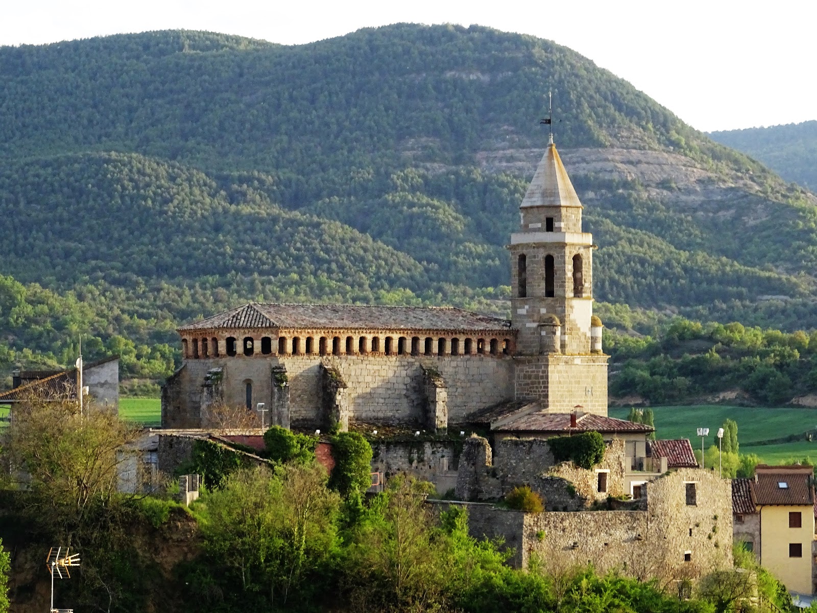 Foto de Castillo de Lascuarre o Torre de los Moros en Lascuarre, Huesca