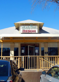 Hyde Park Bar and Grill on Duval street