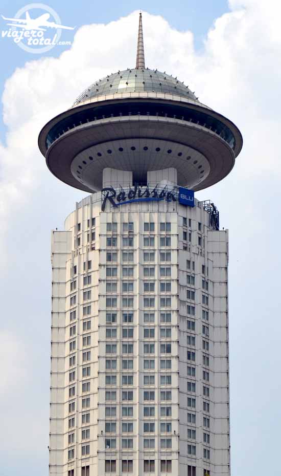 China - Shanghai - Rascacielos - Skyscraper - Radisson