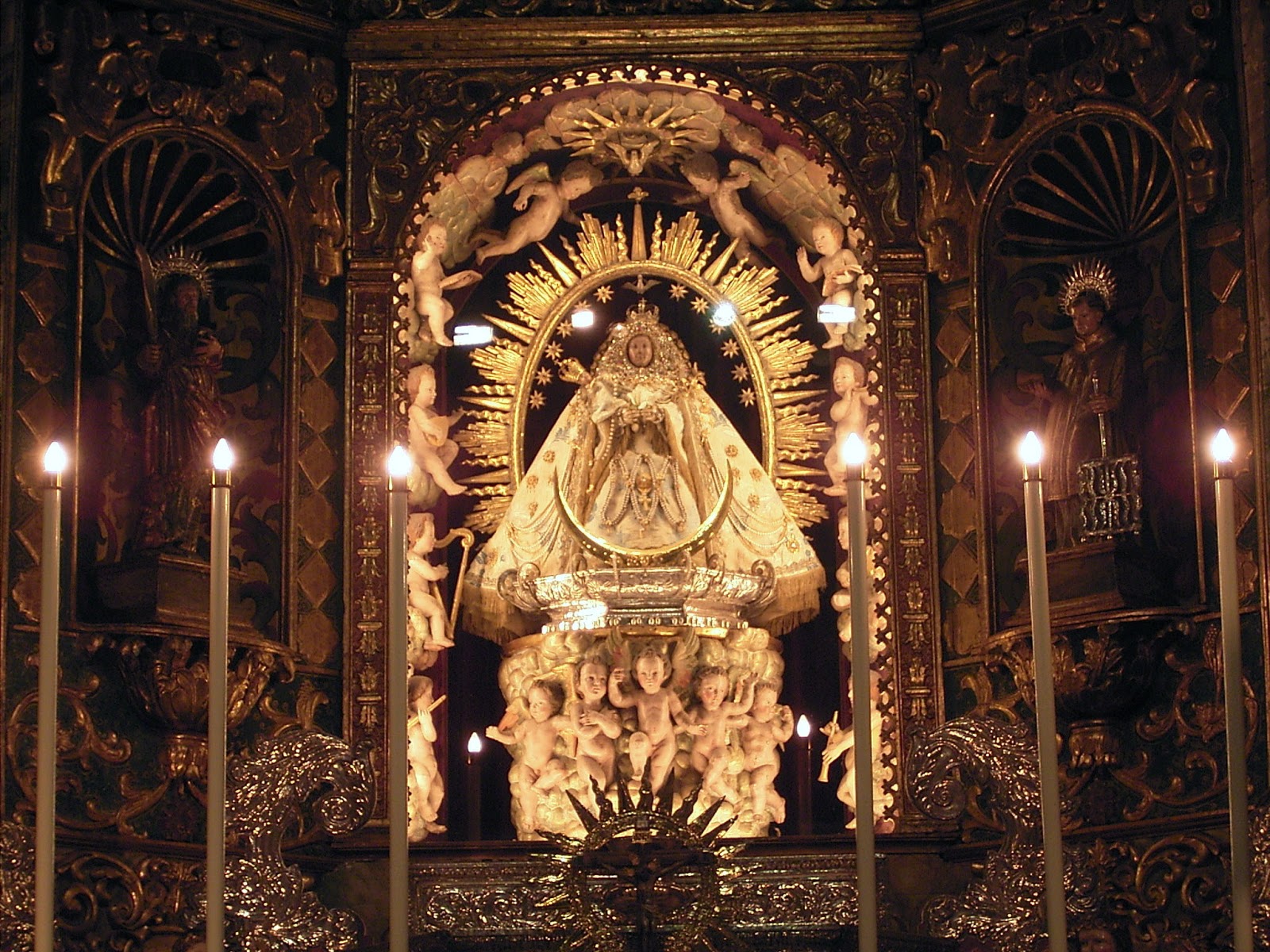 Canarias Encanta Bajada de La Virgen de Las Nieves Canarias Encanta Bajada de La Virgen de Las Nieves