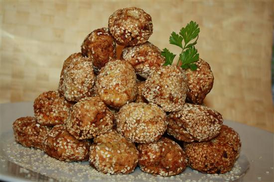 Chiftelute de pui cu dovlecei si susan