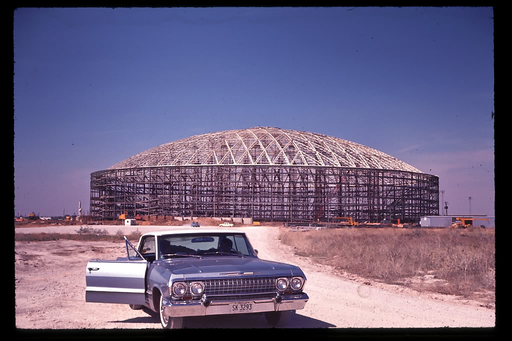 36 Amazing Historical Pictures. #9 Is Unbelievable - Astrodome under construction, 1964.