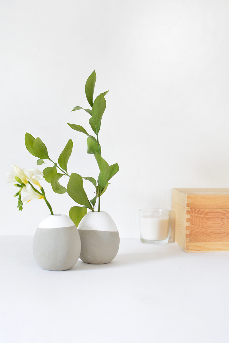 DIY concrete vases BURKATRON