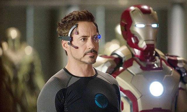 “Vengadores” felicitan a “Iron Man”