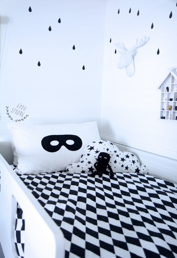 Un dormitorio infantil monocromático