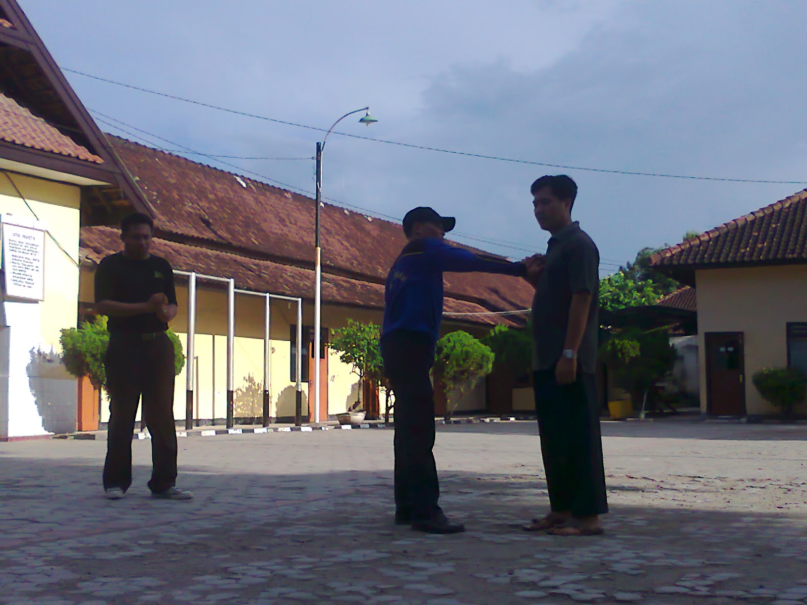 Saka Bhayangkara Sumbawa MATERI BELA DIRI POLRI