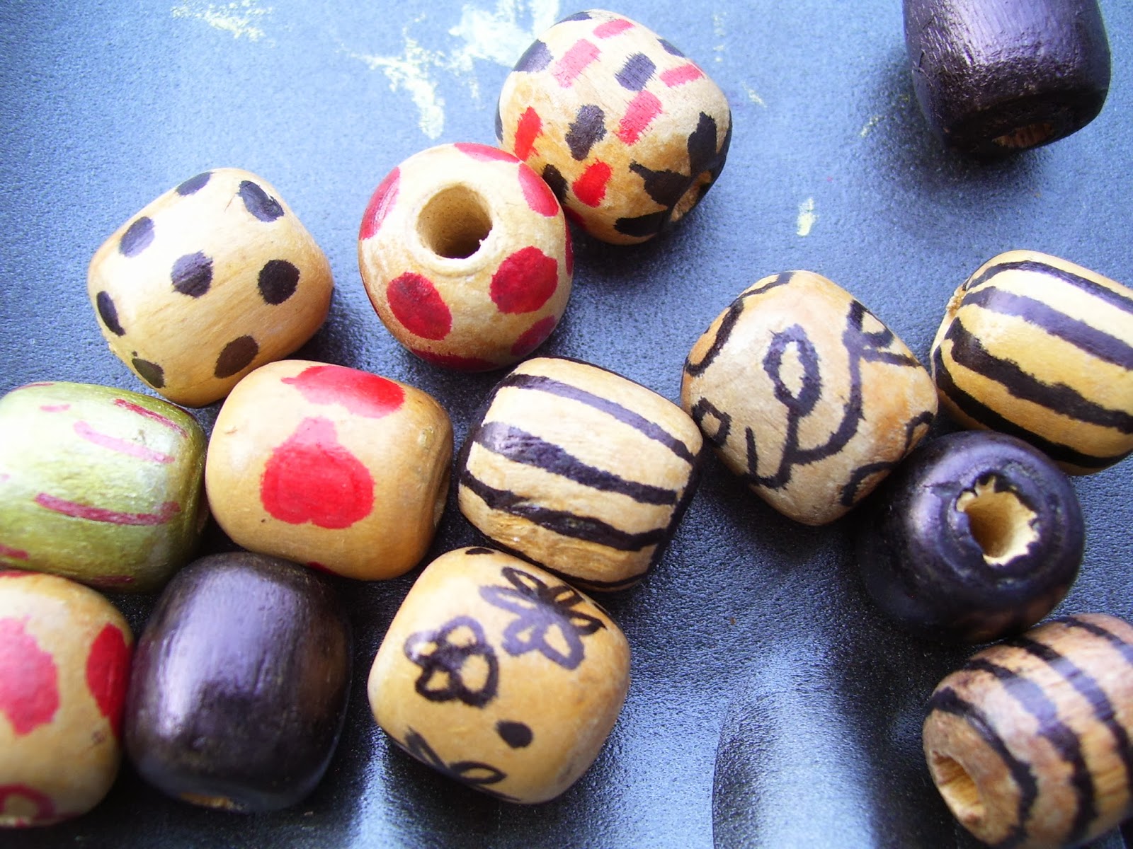 AuraVerdeCrafts Painted Beads