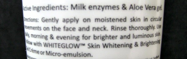 Lotus herbals whiteglow 3 in 1 deep cleansing skin whitening facial foam review 