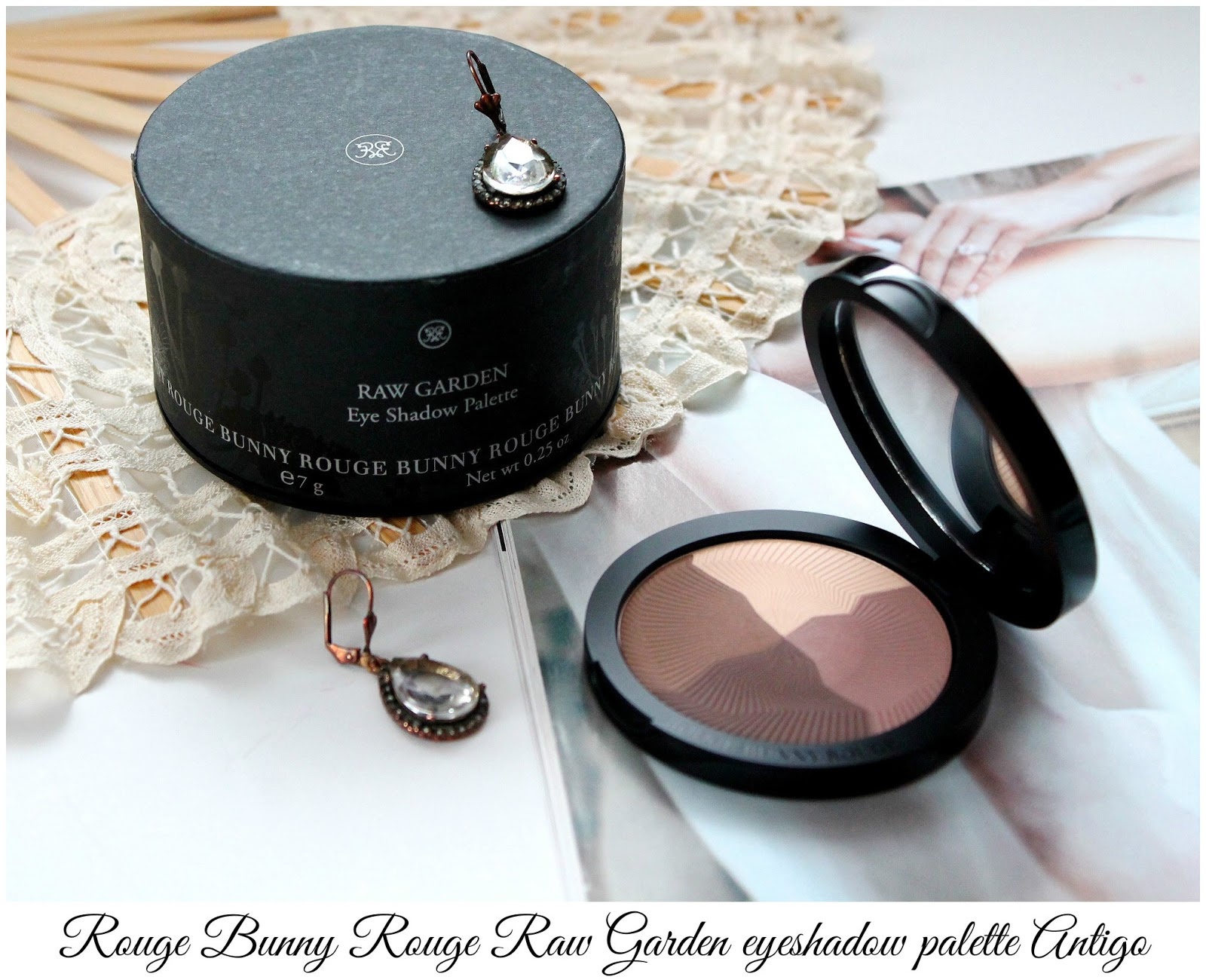 Руж банни руж палитра румяна. Rouge bunny rouge палетка. Raw shadow. Rouge bunny rouge тени. Rouge bunny rouge компактная пудра evanescence, тон 058.