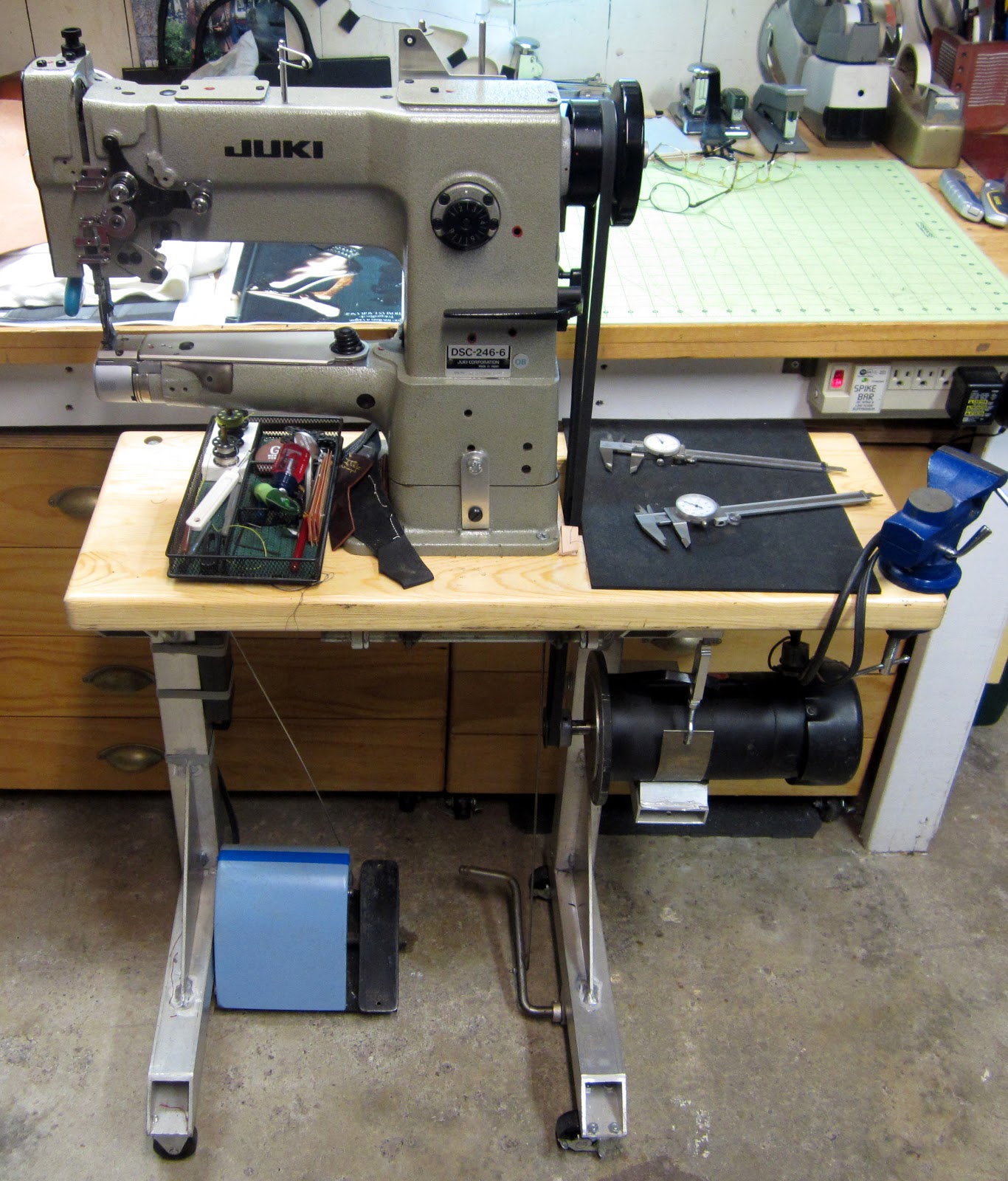 MI Vintage Sewing Machines Juki DSC 2466
