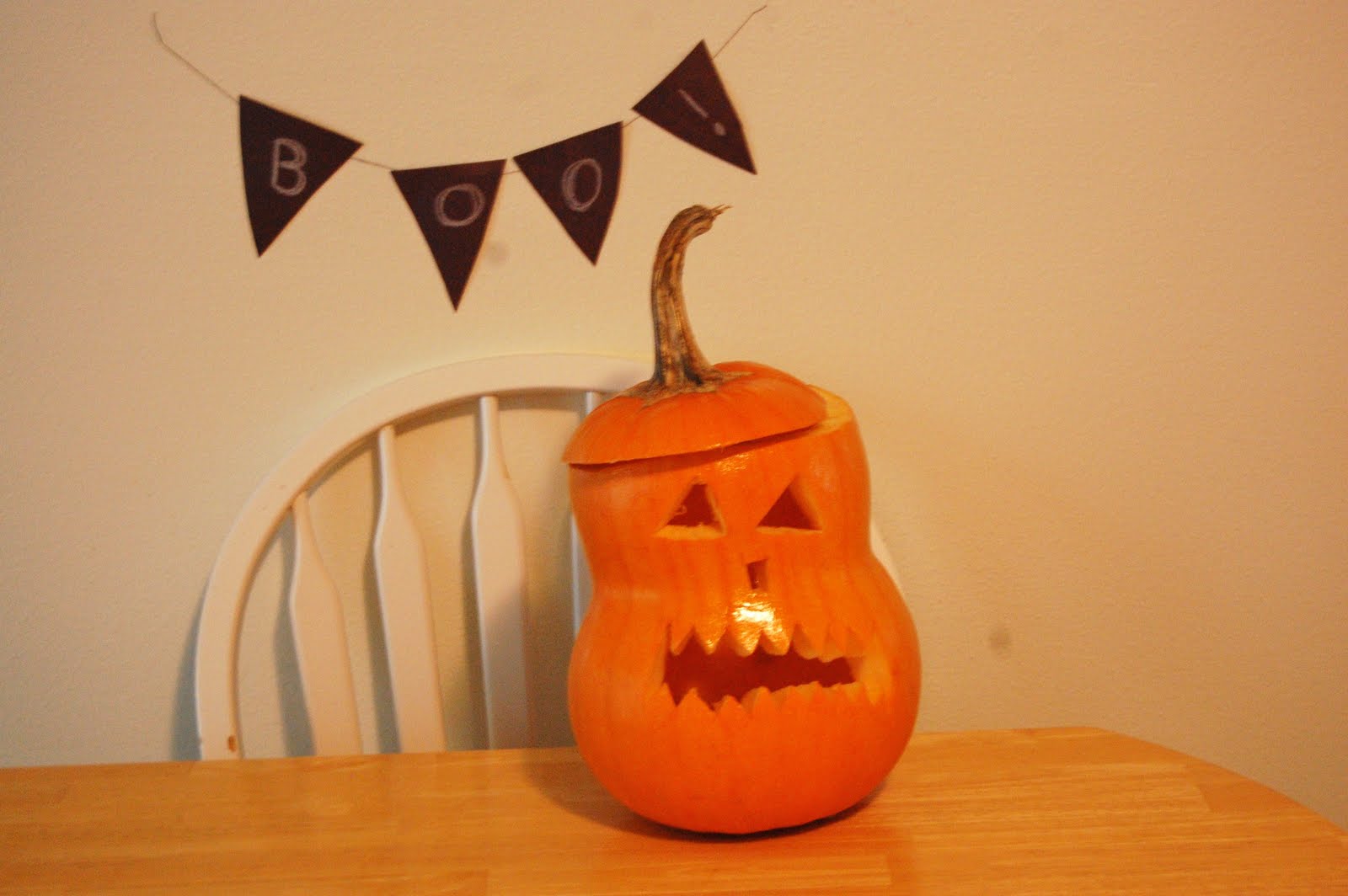 Temporary Waffle DIY Wall Art + Leaf Garland