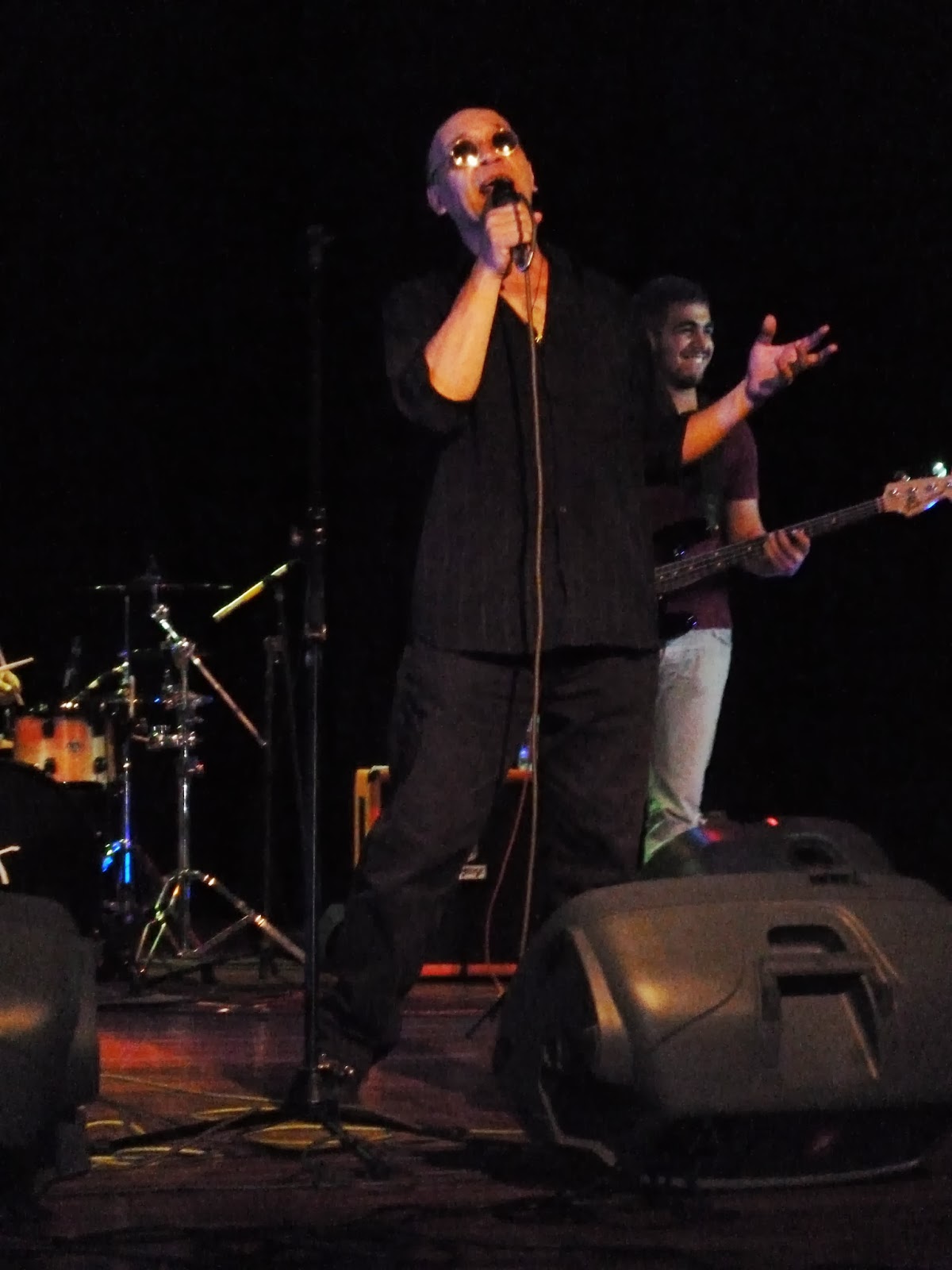 La página de Aguará Un brindis por Alberto Rodas