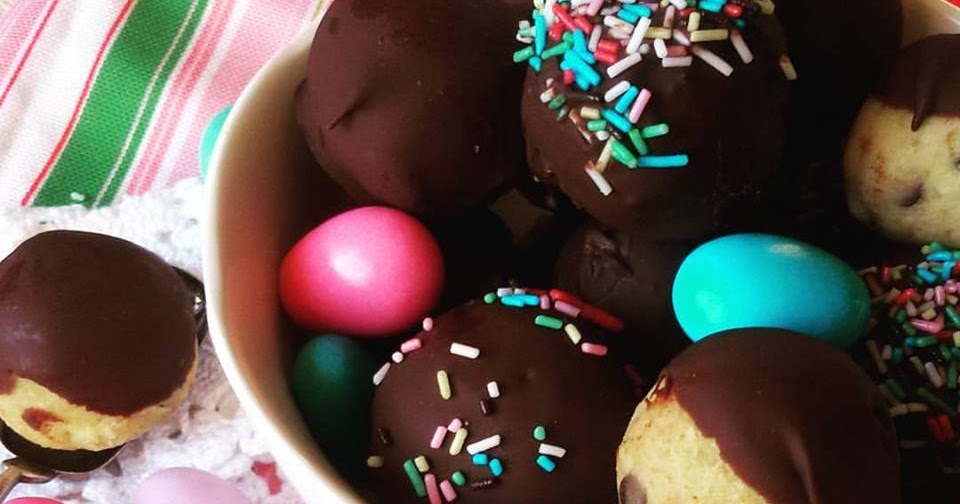 Allegri Bon Bon per Festeggiare e Riciclare ciambelloni o pan di spagna avanzati (Ricetta facilissima e senza cottura)