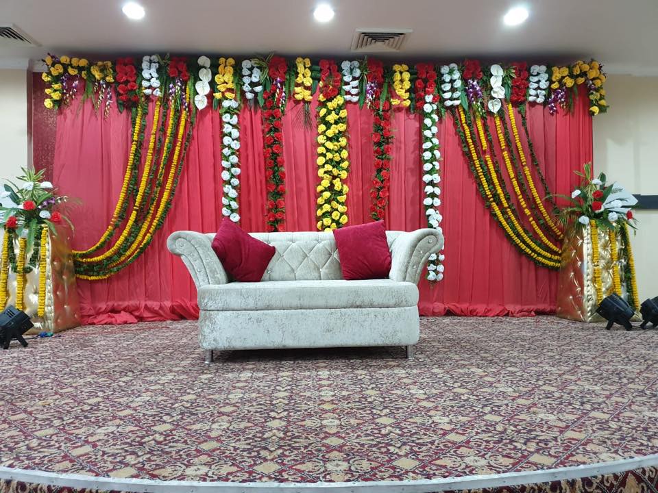 Ideal Wedding Stage Decoration For Tamil Iyer Wedding Reception