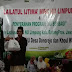 NU-Care LAZISNU Limpung Batang serahkan 1 paket Sembako dalam program "NU Berbagi"