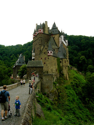 Walk to Burg Eltz Castle, Germany