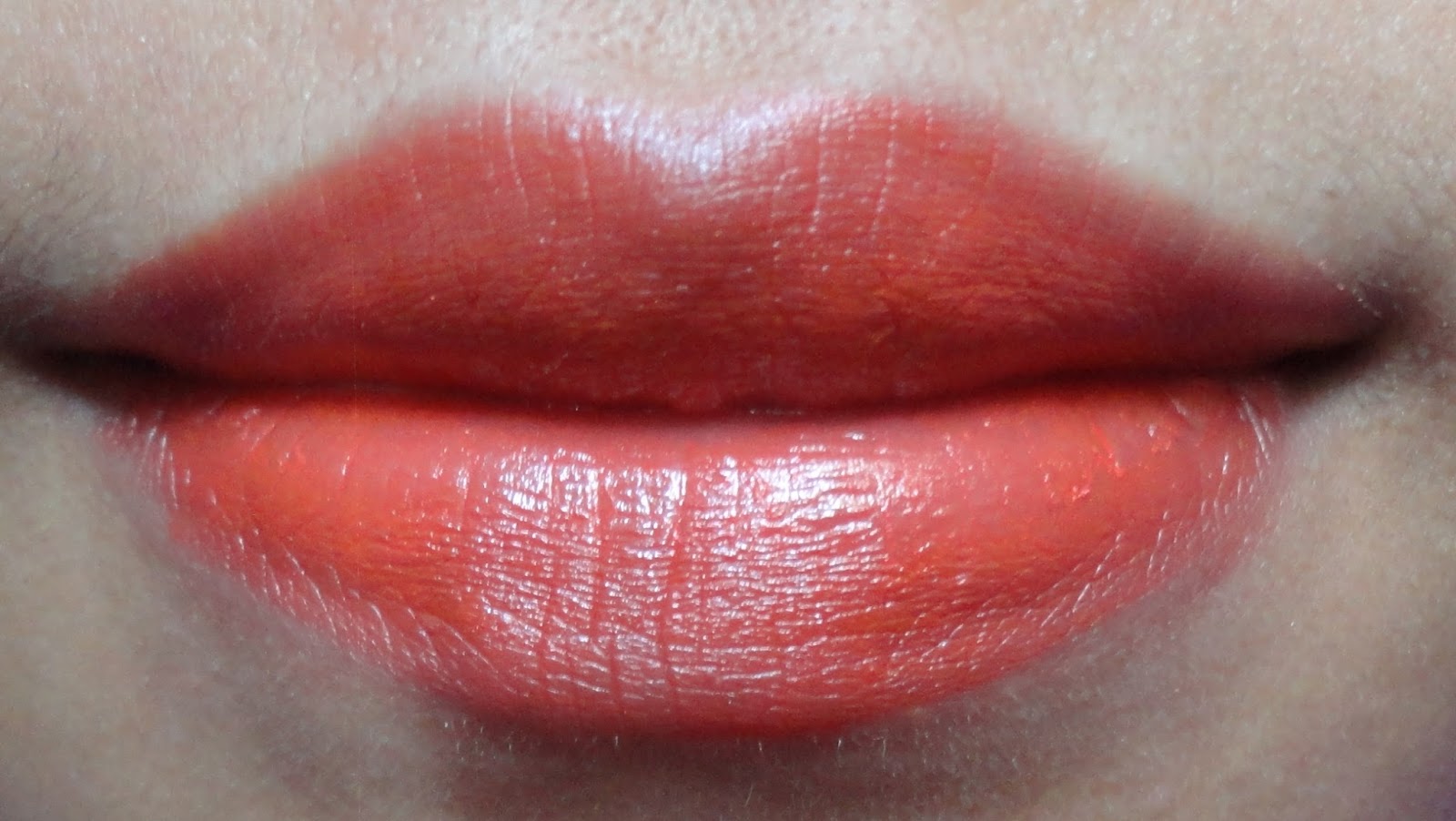 makeupningrumium: Review : Wardah matte lipstick "no.4 orange"