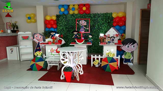 Decoração infantil tema da Luna - Provençal simples com muro inglês