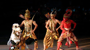 Enjoying the show of Sendratari Ramayana at Prambanan