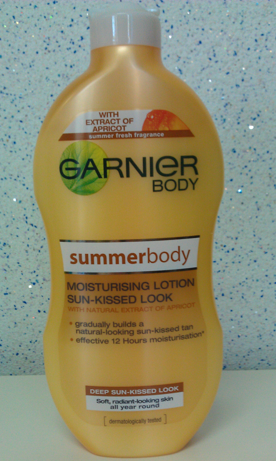 Pretty Feathers ♡ Garnier Summerbody Moisturising Lotion