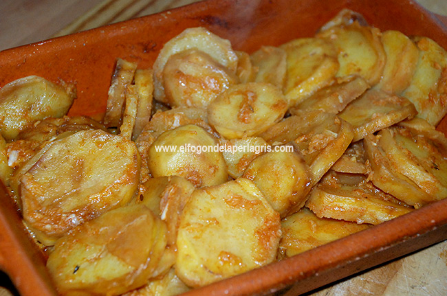 Patatas al ajillo pastor Patatas al ajillo pastor
