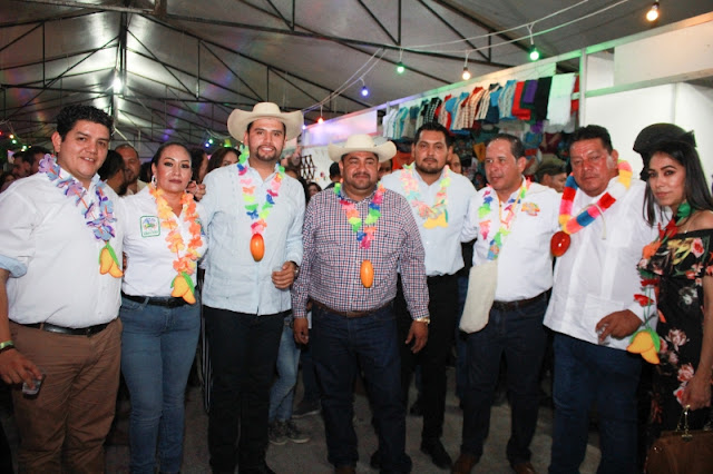A trabajar en la promoción de plataformas agroindustriales en Michoacán, convoca diputado Antonio Madriz •    Establece Antonio Madriz compromiso para potenciar el desarrollo agrícola de Michoacán
