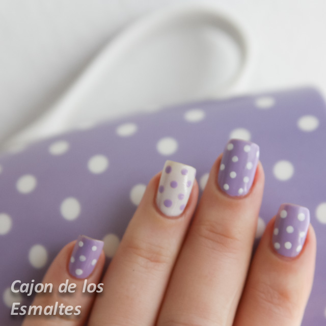 Sally Hansen - Lacey Lilac - Polka Dots o lunares