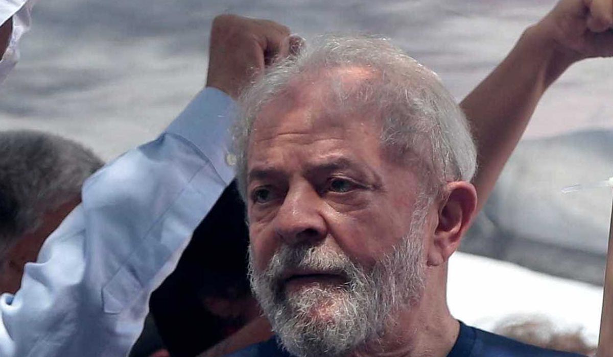 Justiça Federal bloqueia quase R$ 30 milhões de Lula e Okamotto