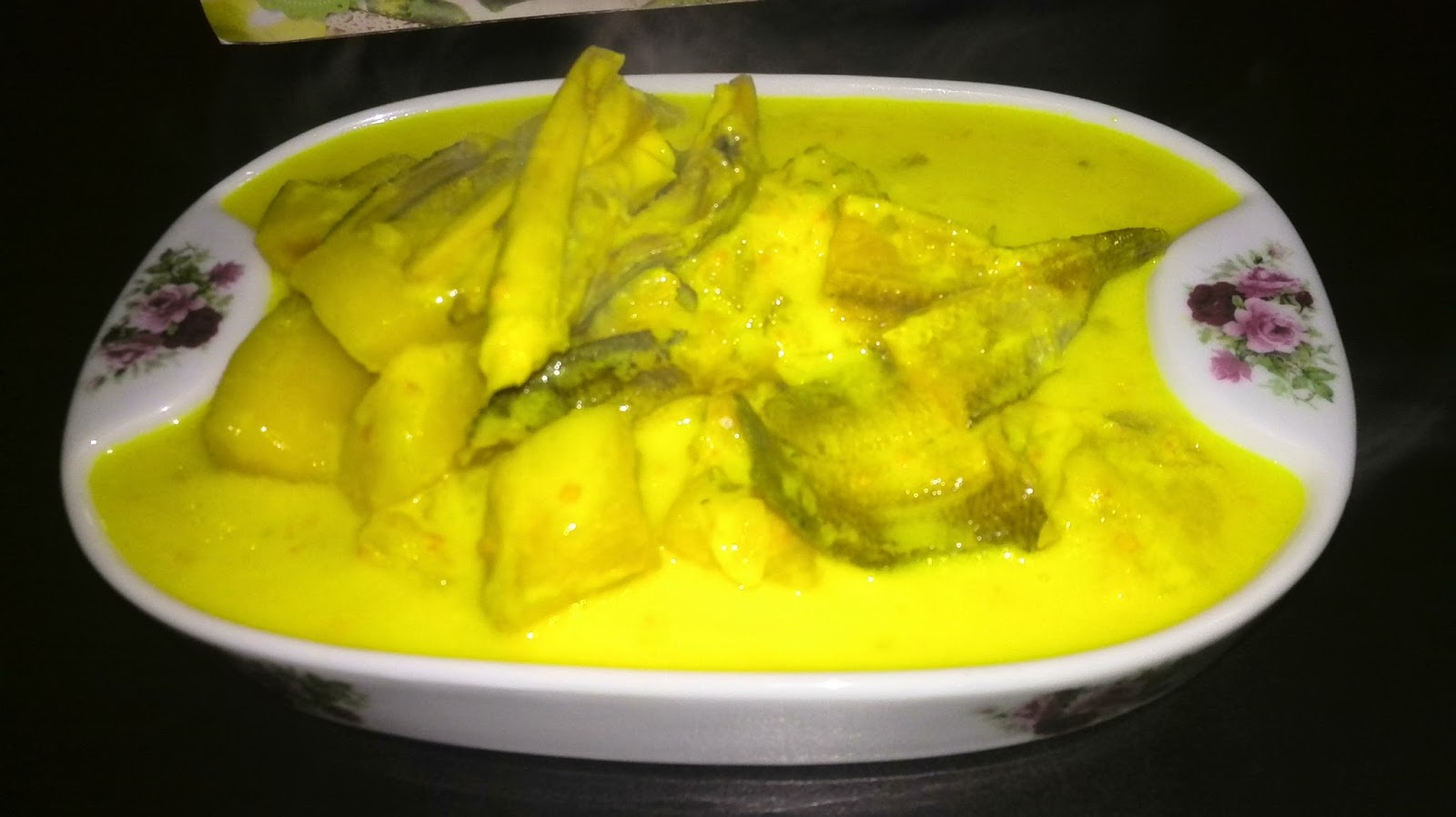 Namakucella Masak Lemak Kuning Ikan Haruan Kering Dengan Ubi Kayu