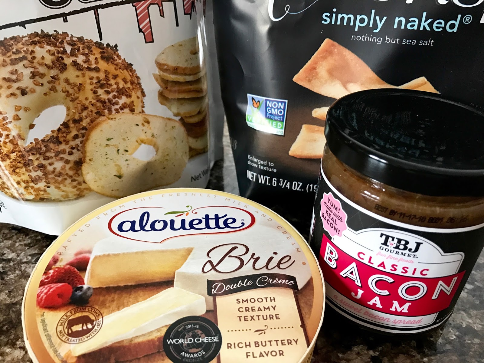 Living on Cloud Nine BRIE & BACON JAM DIP