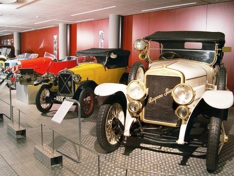 Some automobiles of Automobile Museum of Malaga