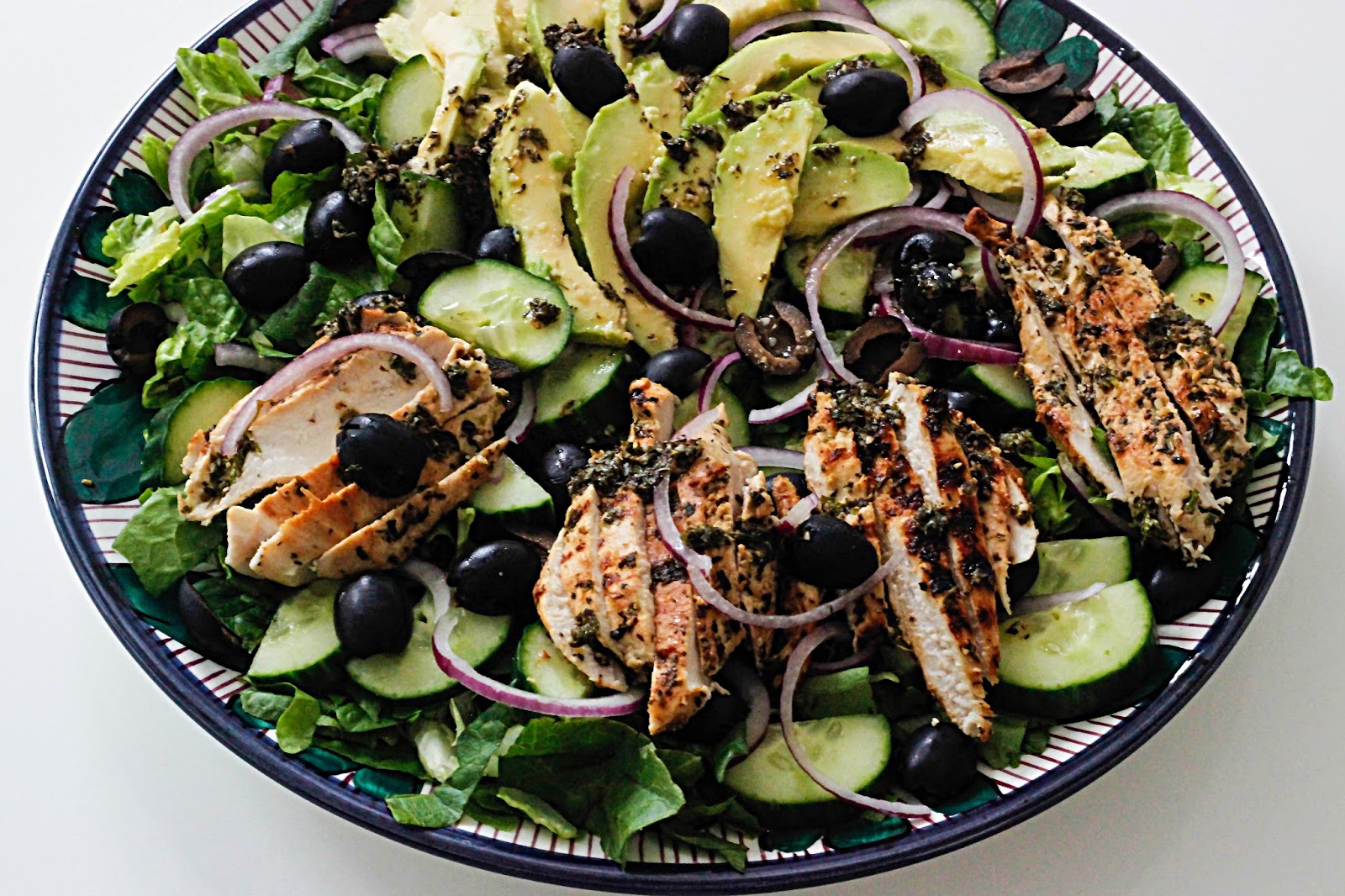 RECIPE MEDITERRANEAN CHICKEN SALAD