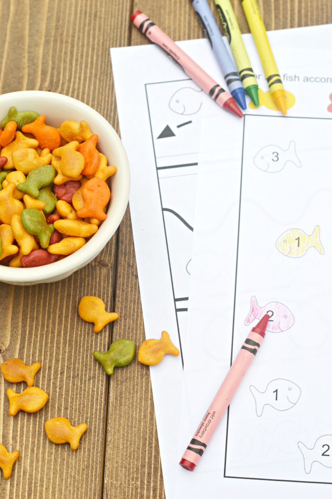 The Life of Jennifer Dawn: Printable Coloring Pages for Kids -- Goldfish