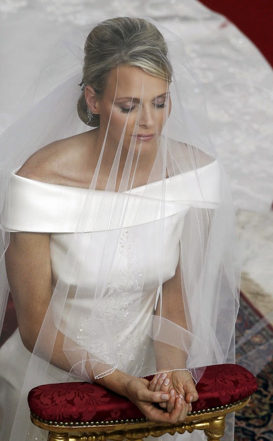 Casamento Real - Principe Alberto ♥ Charlene Wittstock boda religiosa de alberto de m naco y charlene wittstock 188636515 562x908+(1) - Casamento Real - Principe Alberto ♥ Charlene Wittstock