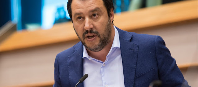 Gay στρατός όργιο