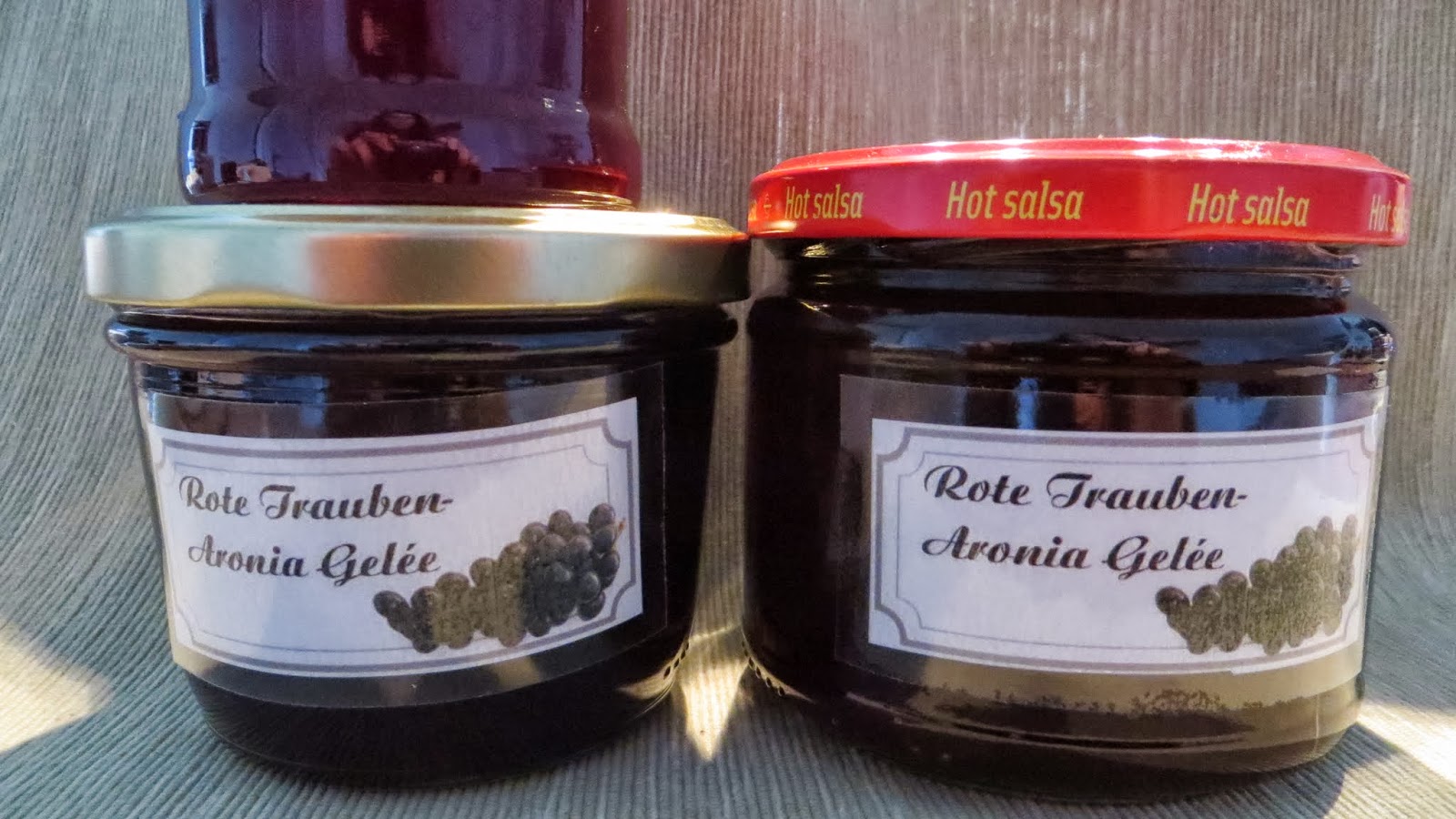 Meine kleine Welt: Rote Trauben-Aronia-Gelee