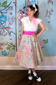 Cassie Stephens: DIY: A Kid-Created Paint Splattery 1950's Circle Skirt