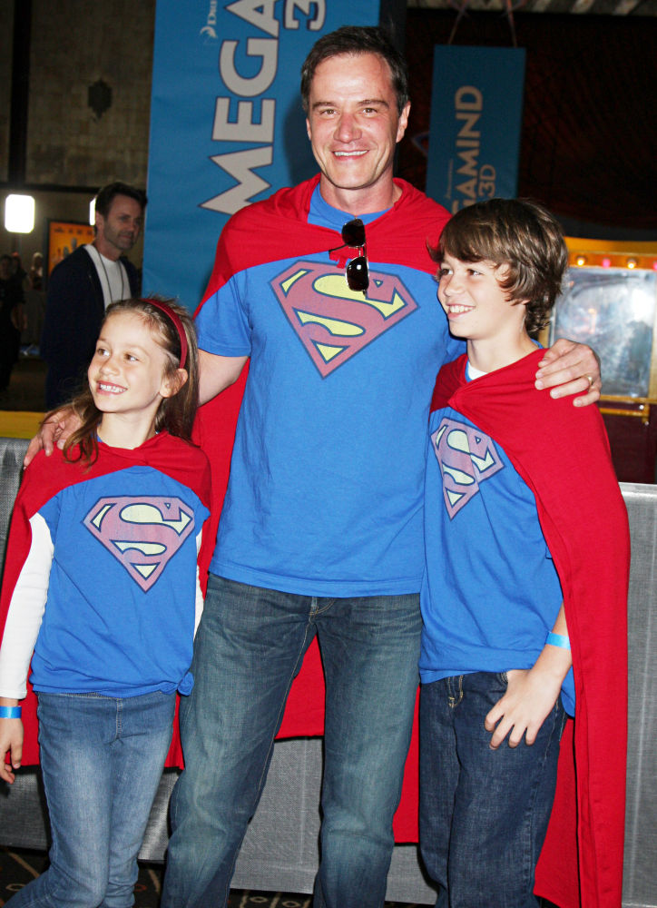 Tim DeKay Photos | Tv Series Posters and Cast