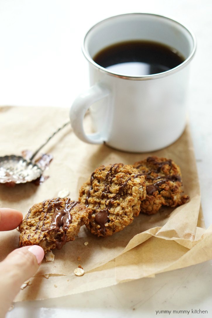 Breakfast Cookies Vegan peanut butter oatmeal breakfast cookies with a chocolate drizzle.