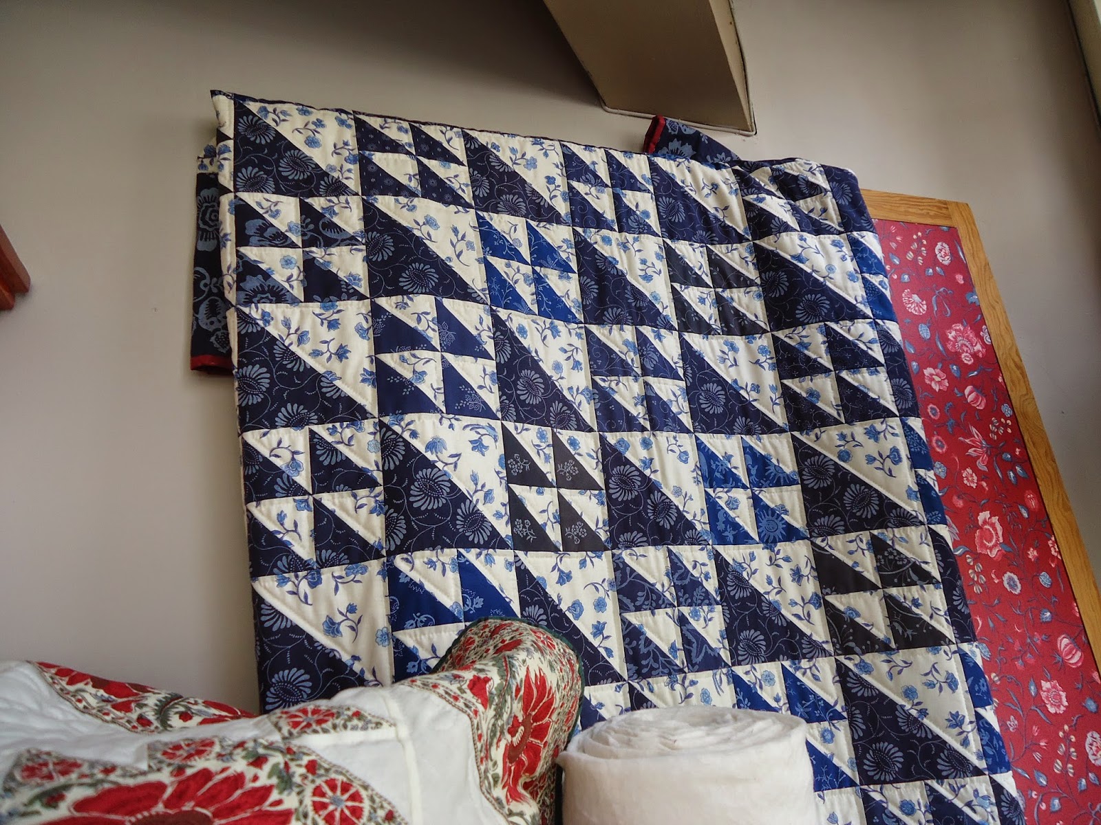 Patricia quilts at home Dutch Quilts in Amsterdam