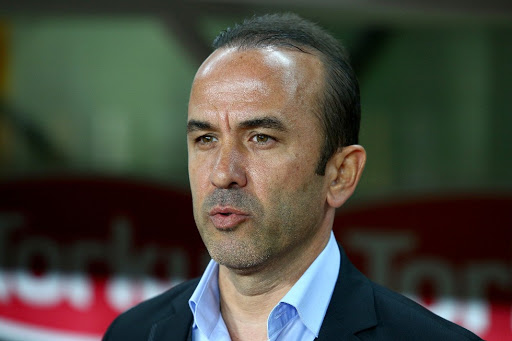 Oficial: Denizlispor, destituido Mehmet Özdilek