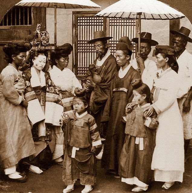 Vintage Pictures of Daily Life in Korea from the 1900s vintage everyday