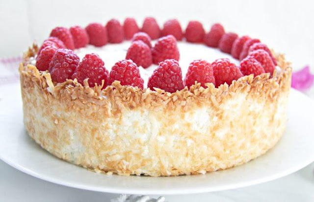 Looking for Low Carb Cakes - Here are Some Raspberrycoconutcake-